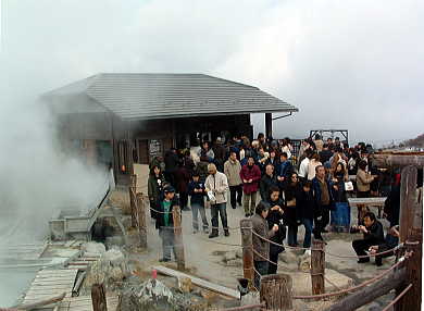 玉子茶屋前