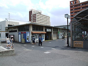 駒込駅南口