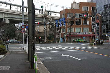 また高速道路に合流