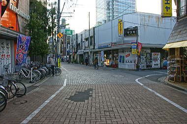 駅前商店街