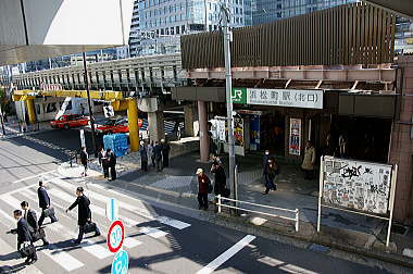 JR浜松町駅北口前