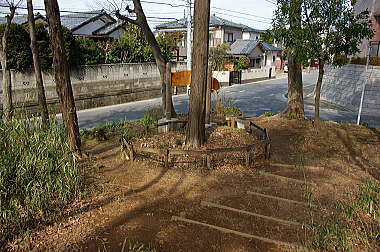 遊歩道から一般道へ