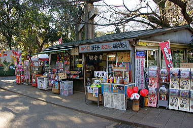 昔ながらの売店