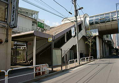 １２：１７　大崎駅前