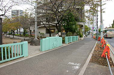 山谷堀公園へ