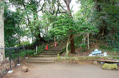 再び登山道へ